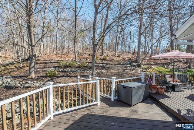 103 Cedar Road, Ringwood, NJ 07456