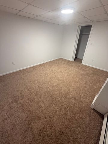 71 Pine St 1, Natick, MA 01760