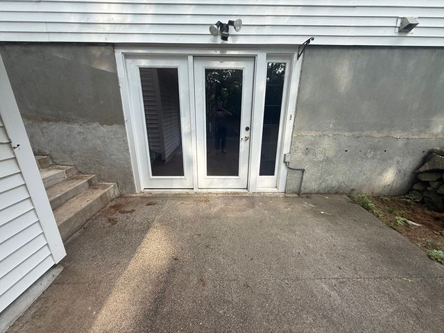 71 Pine St 1, Natick, MA 01760
