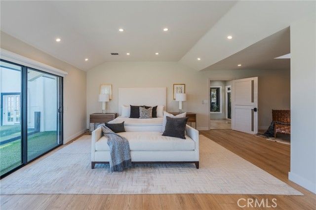 15541 Aqua Verde Drive, Los Angeles, CA 90077