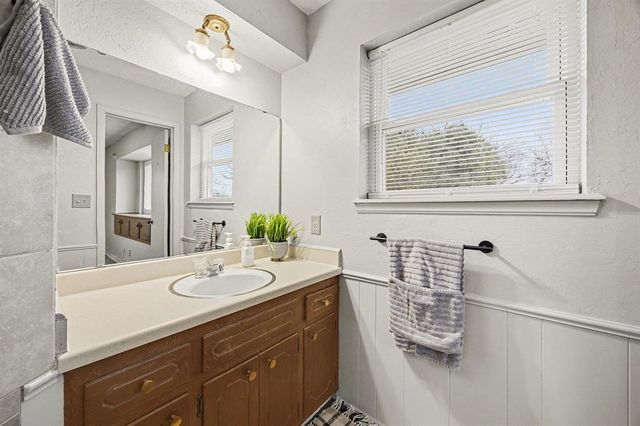 2205 Bellaire Drive, Moore, OK 73160