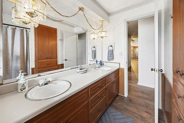 2205 Bellaire Drive, Moore, OK 73160