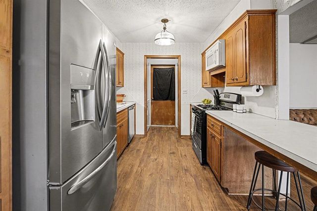 2205 Bellaire Drive, Moore, OK 73160