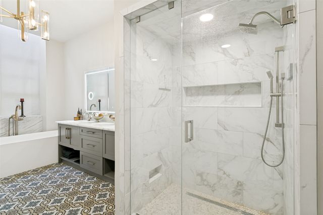 2600 W 7th Street 1715, Fort Worth, TX 76107