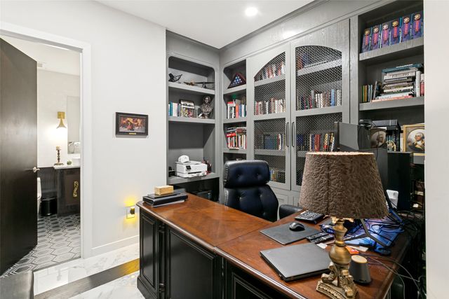 2600 W 7th Street 1715, Fort Worth, TX 76107