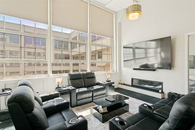 2600 W 7th Street 1715, Fort Worth, TX 76107