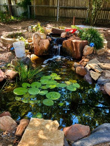 444 W Hobbs Street, Boyd, TX 76023
