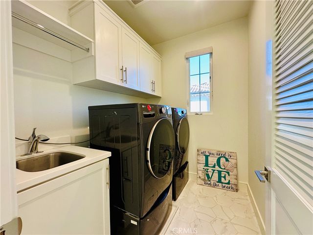 139 Winnett, Irvine, CA 92602