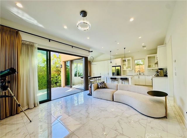139 Winnett, Irvine, CA 92602