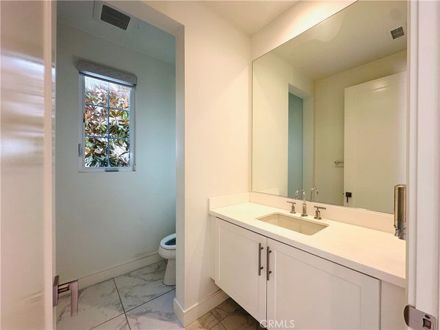 139 Winnett, Irvine, CA 92602