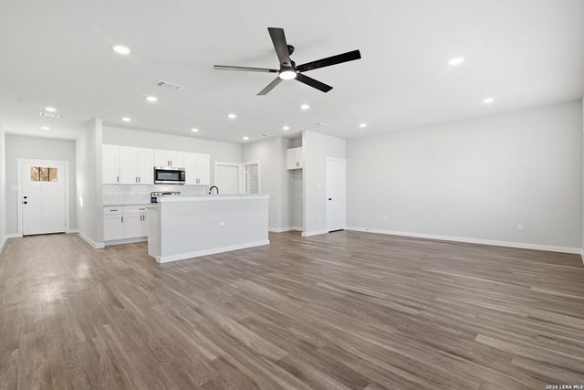 7126 Grand Valley, San Antonio, TX 78242