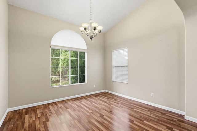 3139 Grizzly Bay Rd, West Sacramento, CA 95691