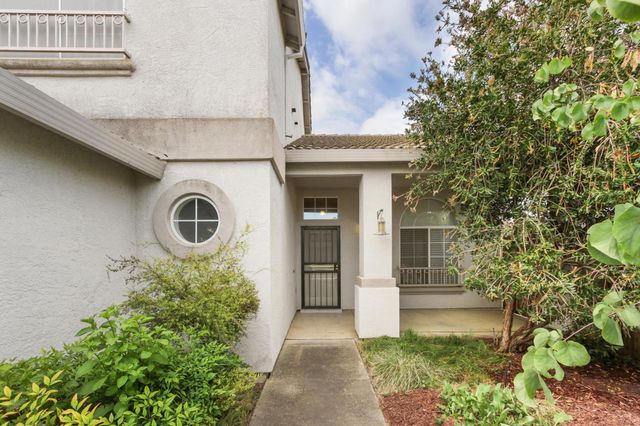 3139 Grizzly Bay Rd, West Sacramento, CA 95691