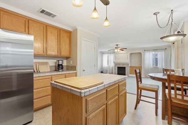 3139 Grizzly Bay Rd, West Sacramento, CA 95691
