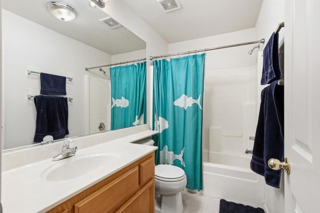 3139 Grizzly Bay Rd, West Sacramento, CA 95691