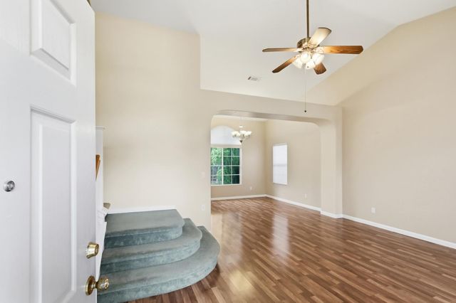 3139 Grizzly Bay Rd, West Sacramento, CA 95691