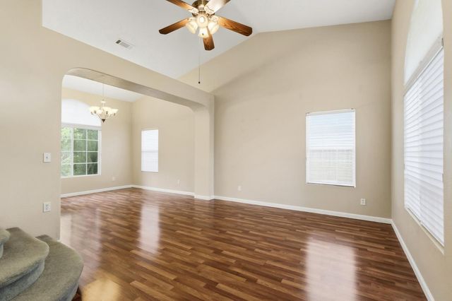 3139 Grizzly Bay Rd, West Sacramento, CA 95691