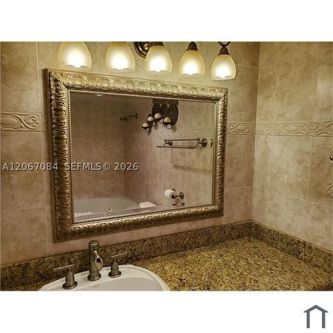 2061 NW 47th Ter 209, Lauderhill, FL 33313