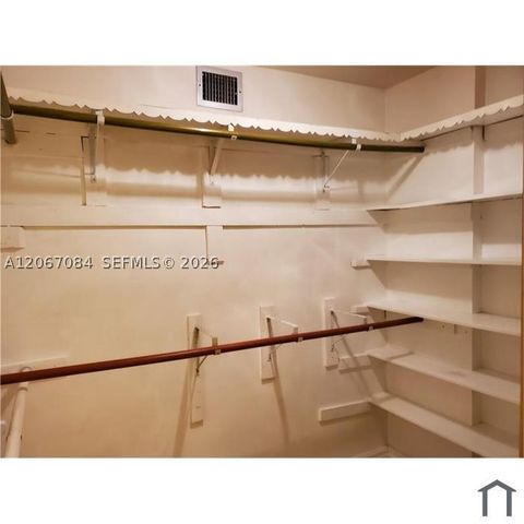 2061 NW 47th Ter 209, Lauderhill, FL 33313