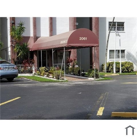 2061 NW 47th Ter 209, Lauderhill, FL 33313