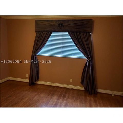2061 NW 47th Ter 209, Lauderhill, FL 33313