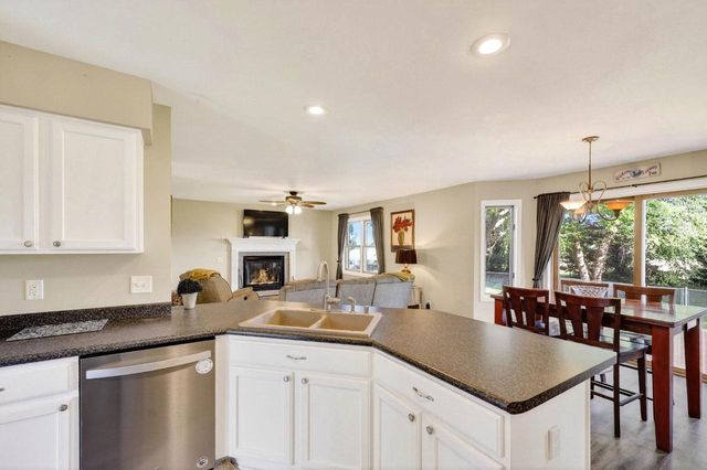 1109 W Milwaukee Street, Stoughton, WI 53589