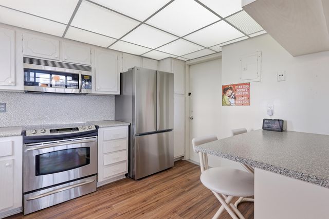 1825 S Ocean Drive PH 1, Hallandale Beach, FL 33009