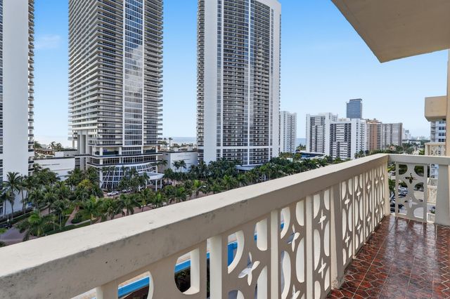 1825 S Ocean Drive PH 1, Hallandale Beach, FL 33009