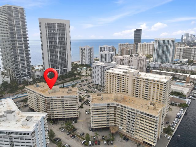 1825 S Ocean Drive PH 1, Hallandale Beach, FL 33009