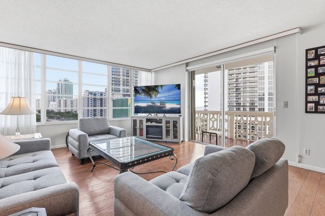 1825 S Ocean Drive PH 1, Hallandale Beach, FL 33009