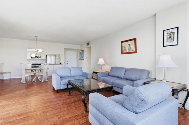 1825 S Ocean Drive PH 1, Hallandale Beach, FL 33009