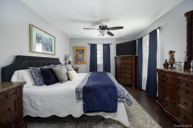 8 Willow Road, Beacon, NY 12508