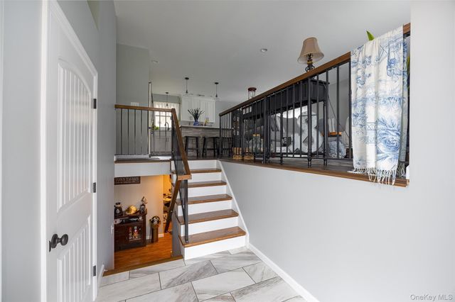 8 Willow Road, Beacon, NY 12508