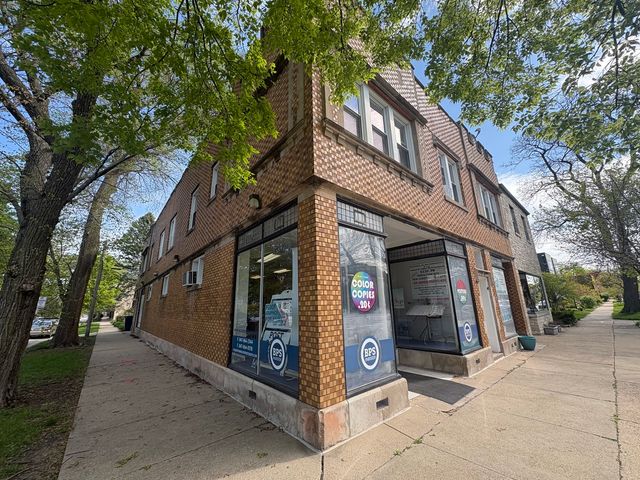 1529 Greenleaf Street, Evanston, IL 60202