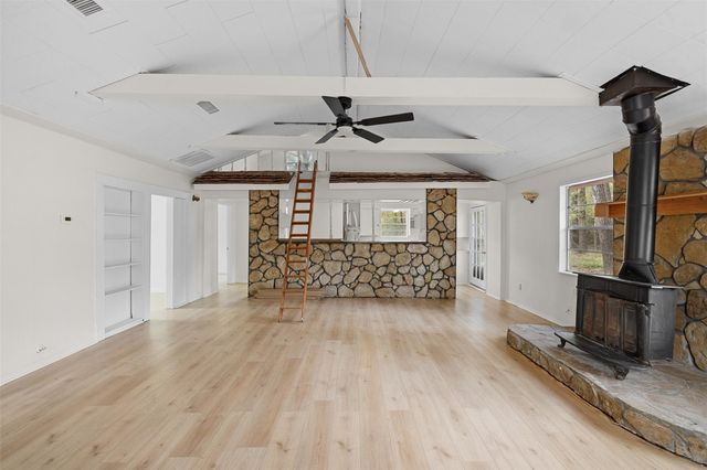 136 Warbler Lane, Livingston, TX 77351