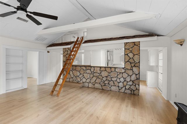 136 Warbler Lane, Livingston, TX 77351