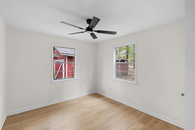 136 Warbler Lane, Livingston, TX 77351