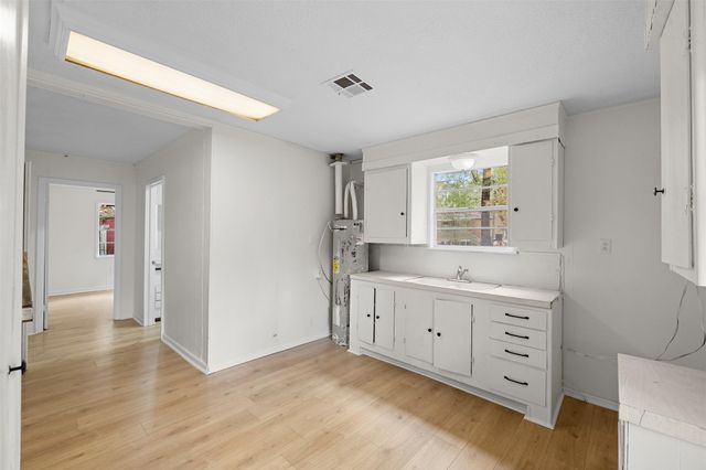 136 Warbler Lane, Livingston, TX 77351