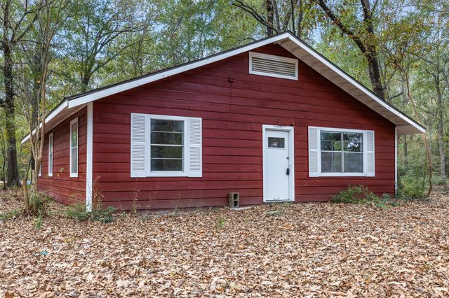 136 Warbler Lane, Livingston, TX 77351