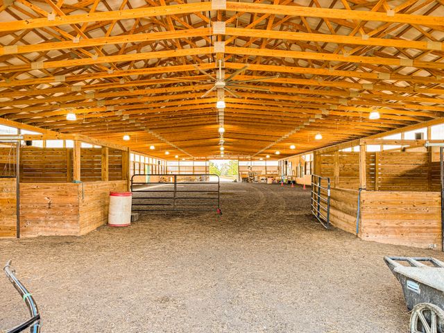 250 Boltz Lake Road, Dry Ridge, KY 41035