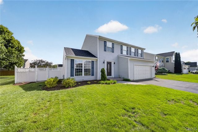 5467 Congleton Circle, Clay, NY 13041