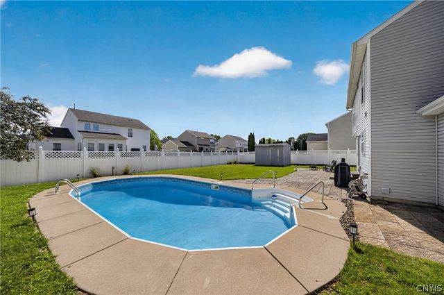 5467 Congleton Circle, Clay, NY 13041