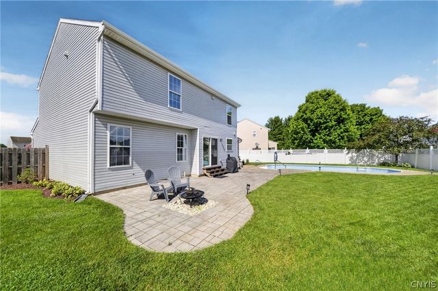 5467 Congleton Circle, Clay, NY 13041