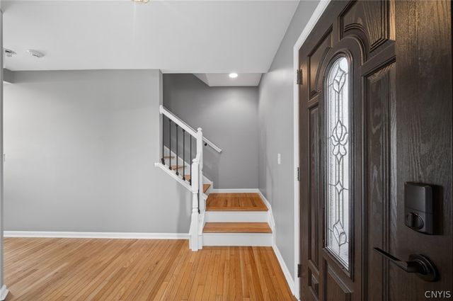 5467 Congleton Circle, Clay, NY 13041