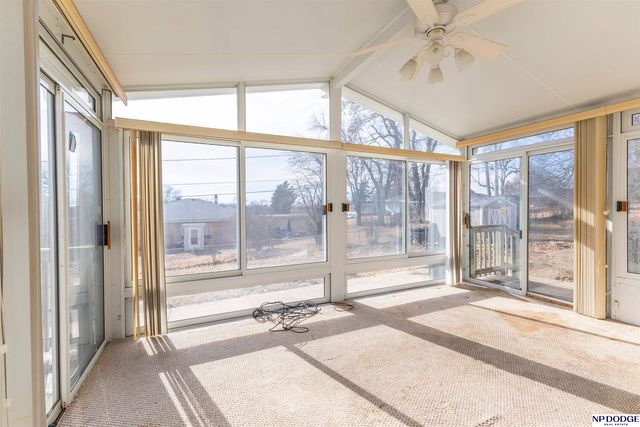 5421 Crown Point Avenue, Omaha, NE 68104