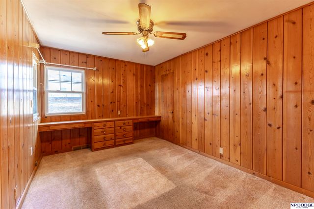 5421 Crown Point Avenue, Omaha, NE 68104