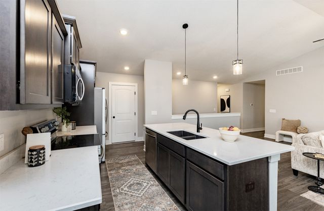 602 NE 57th Street, Ankeny, IA 50021