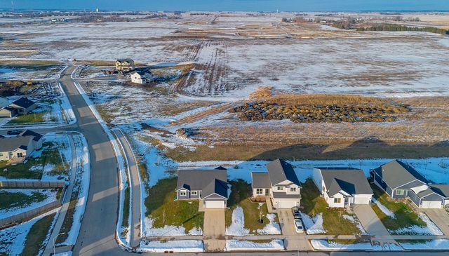 602 NE 57th Street, Ankeny, IA 50021