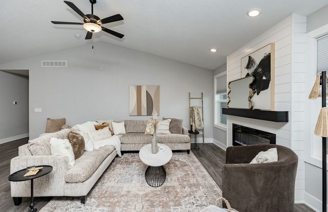 602 NE 57th Street, Ankeny, IA 50021