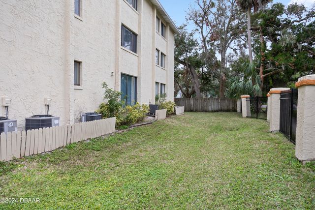 633 S Palmetto Ave Apt 101, Daytona Beach, FL 32114